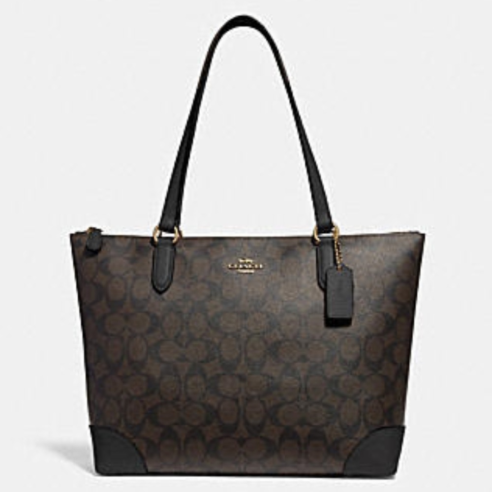 Sold COACH ZIP TOP TOTE IN SIGNATURE CANVAS